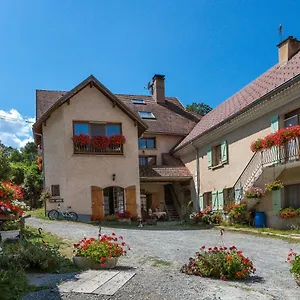 D'hotes Les Clarines Bed & Breakfast